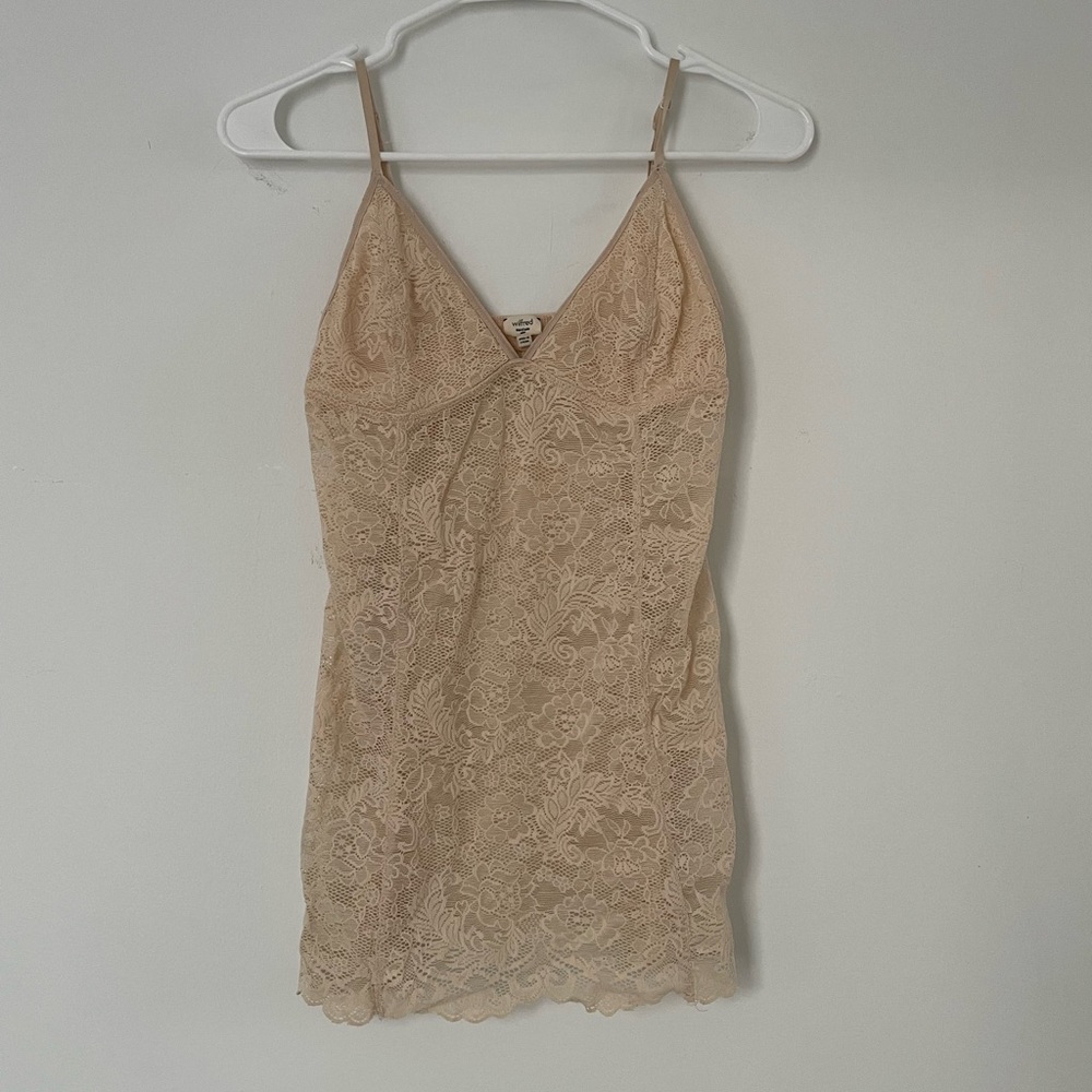 Wilfred Lace Camisole - Aritzia - Size Medium